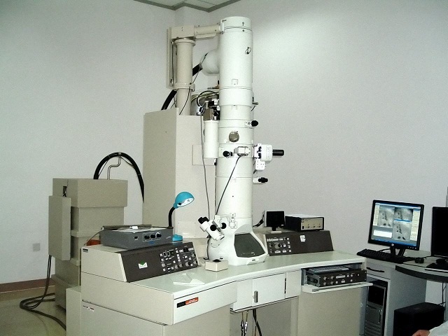 实验室超纯水机在金属分子研究中的作用